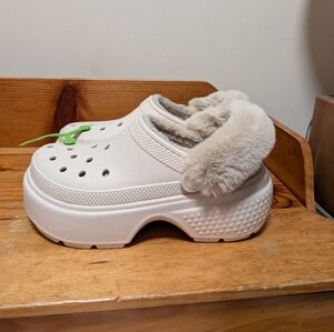 Crocs Stomp Lined Clog Bone Faux Fur NWT Men’s 9 Women’s 11